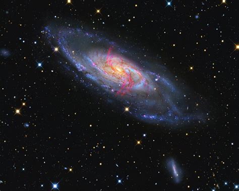 Messier 106 A Spiral Galaxy In Canes Venatici Annes Astronomy News