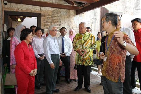 President Tony Tan And His Wife Mrs Mary Tan Wearing Red