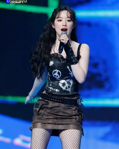 220324 Gi Dle Mcountdown Tomboy Stage Shuhua Korean Outfits