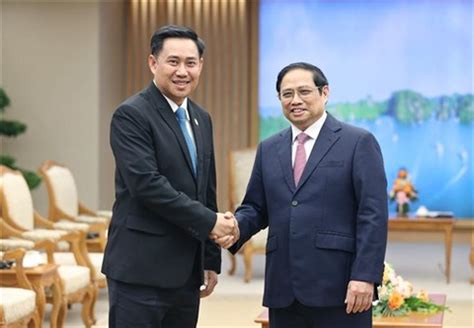 Le PM vietnamien reçoit le ministre président du Bureau du Premier