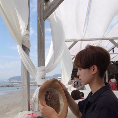 Hot Instagram H N Qu C L Con Trai Th D Th Ng L Con G I L I C C Xinh