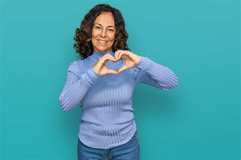 Premium Photo Middle Age Hispanic Woman Wearing Casual Clothes