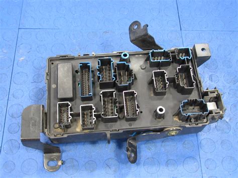 02 Ford F250 F350 Under Dash Fuse Box Junction Relay Block 2c7t 14a067 An 9510 Importapart