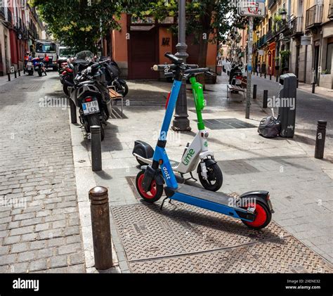 Madrid Spain A Dott And A Lime Electric Rental Mobility