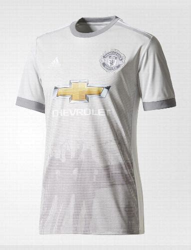 Manchester United Kit History - Football Kit Archive