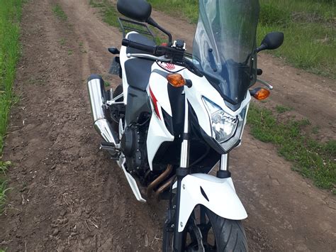 Купить б у Honda CB 400F инжектор 6 передач в Каменске Шахтинском белый naked bike 2013 года по