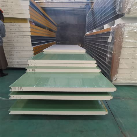 Pu Polyurethane Foam Insulation Sandwich Roof And Wall Panel For Cold