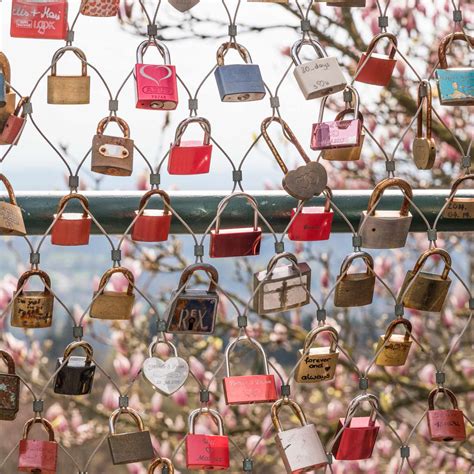 20 Love Locks Bridges Around The World