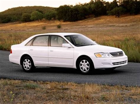 2001 Toyota Avalon Price, Value, Depreciation & Reviews | Kelley Blue Book