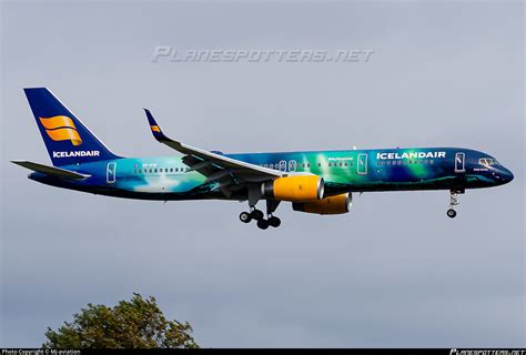 Tf Fiu Icelandair Boeing Wl Photo By Mj Aviation Id