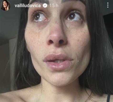 Ludovica Valli Lo Sfogo Sui Social I Miei Figli Sono Stati Male