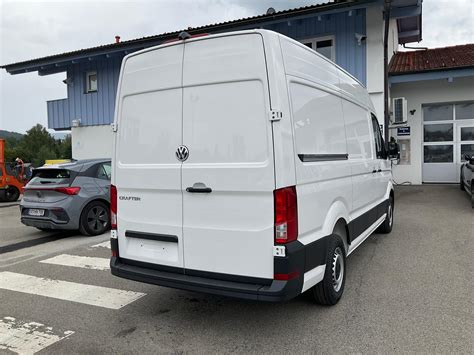 Volkswagen Crafter Kasten 35 Mittellang Hochdach FWD 2 0 TDI Hochdach