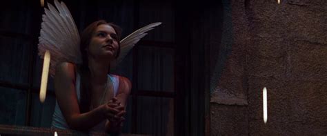 16 – [FILMGRAB]