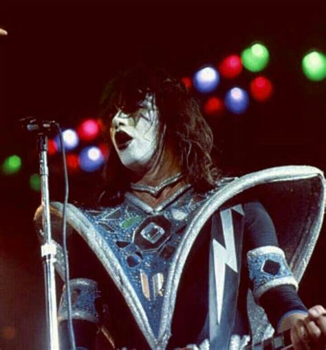 Pin By Cain On Kiss Ace Frehley Hot Band Kiss Pictures