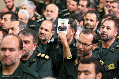 Mehr News Agency - Leader receives IRGC commanders