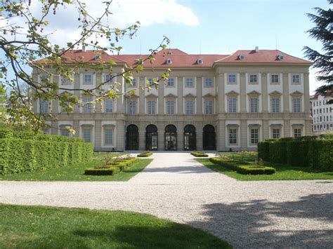 F Rstenfamilie Liechtenstein Ffnet Ihr Wiener Gartenpalais Weltbund