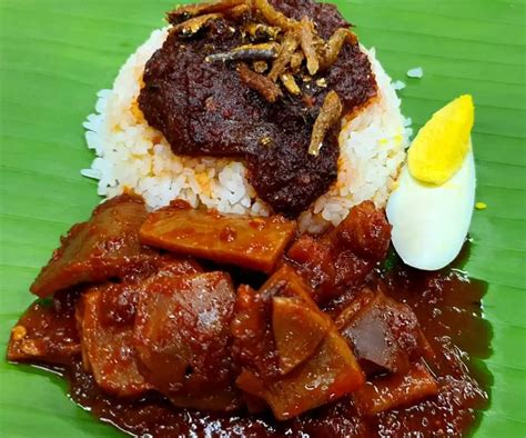 Nasi Lemak Mek Sambal Warisan Brings You The Traditional Taste Of Nasi