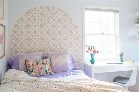 Diy Wallpaper Headboard 24 At Charlottes House