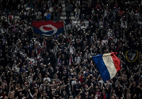 Om Ol Darmanin Interdit La Venue Des Supporters Lyonnais