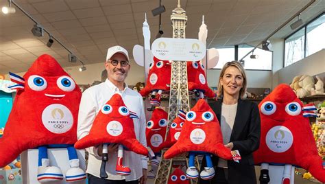 Jeux Olympiques La Mascotte Phryge Conçue En Normandie France Bleu