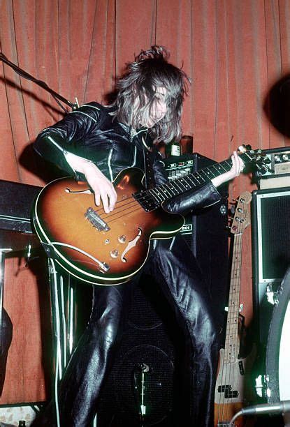 261 Suzi Quatro 1970s Photos And Premium High Res Pictures Getty