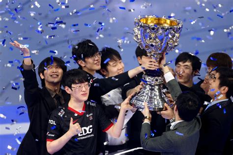 Worlds Breaks Viewership Records Second Most Watched Esports