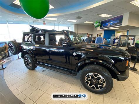 2023 Ford Bronco Outer Banks 4 Door 4x4