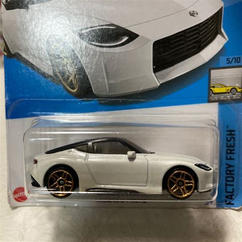 Yahoo オークション Hot Wheels NISSAN Z PROTO FACTORY FRESH