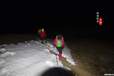 人生第一座初级雪山，四姑娘山二峰攀登，全年发团 四川 绿野各地 绿野户外网