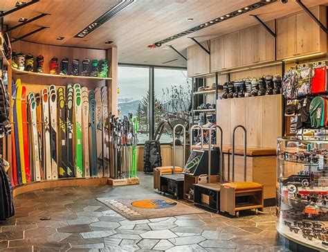 The 16 Best Ski And Snowboard Shops In America Gear Patrol