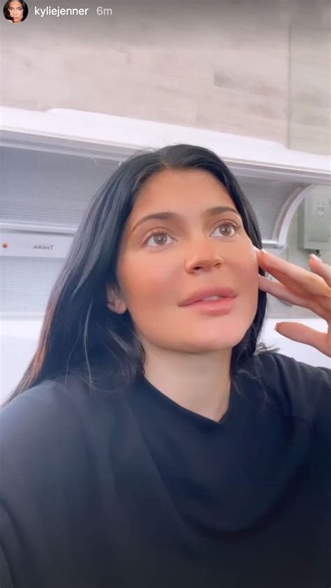 Kylie Jenner Shows Off 78k Red Light Therapy Bed At Her 36m Mansion After Revealing Postpartum