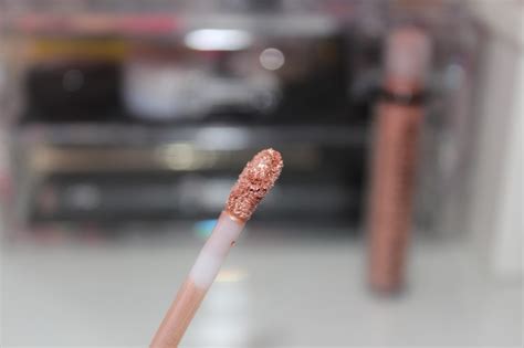 NYX Lid Lingerie Eye Tint Lou Loves