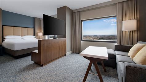 Modern Hotel with Free Airport Shuttle | Hyatt Regency Dulles