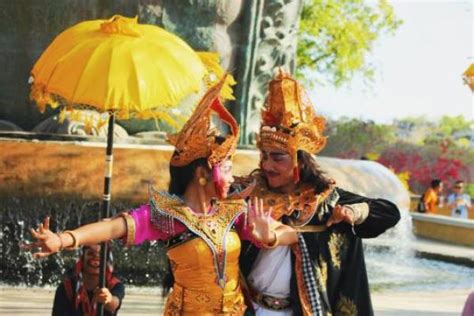 5 Festival Budaya Langka Yang Cuma Ada Di Bali