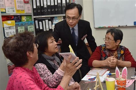 News Gov Hk Patrick Nip Visits Kwun Tong