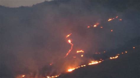 Controlan Tres Incendios En El Tunari Dos De Magnitud En Linkupata Que