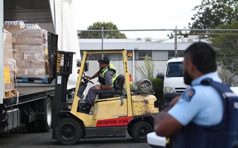 Honey Bear House Beer Police Minister Praises Cops For Record Meth Bust