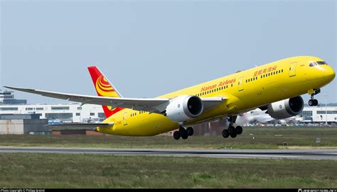 B Hainan Airlines Boeing Dreamliner Photo By Philipp Greiml