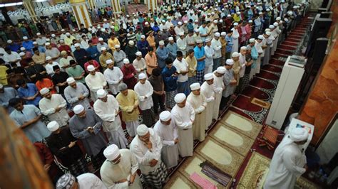 37 Tata Cara Sholat Jumat yang Benar (Lengkap) - Freedomnesia