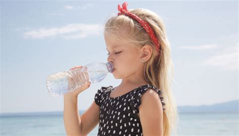 Gastroenterite Nei Bambini Al Mare Sintomi Prevenzione E Cura