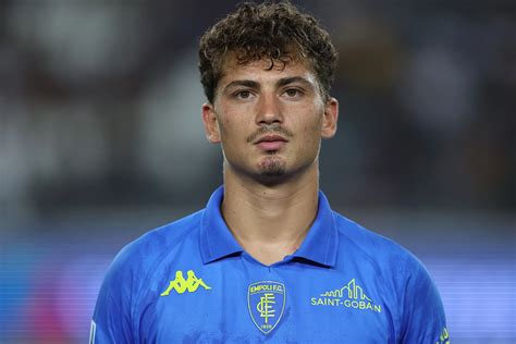 Nazione: “La Fiorentina ha in pugno Esposito ma manca la cessione di