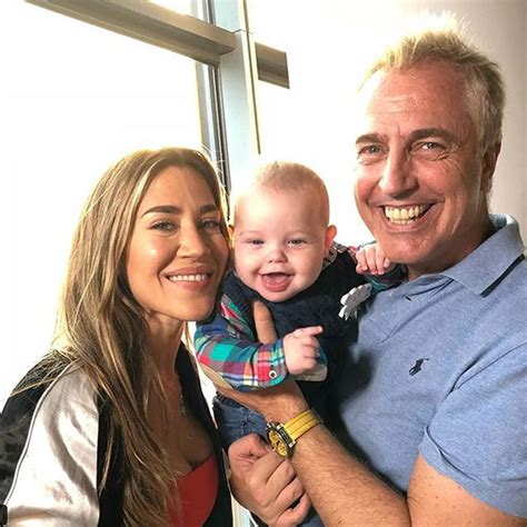 Naturaleza malla súper cavada y una foto muy hot el viaje de Jimena Barón a Japón con Marley