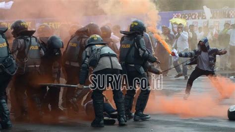 Insiden Pilkada Di Papua Ada Massa Bersenjata Panah Bawa Kabur Kotak