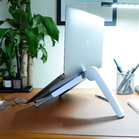 Wg· Triangle — Laptop Stand Portable Adjustable For Laptoptablet