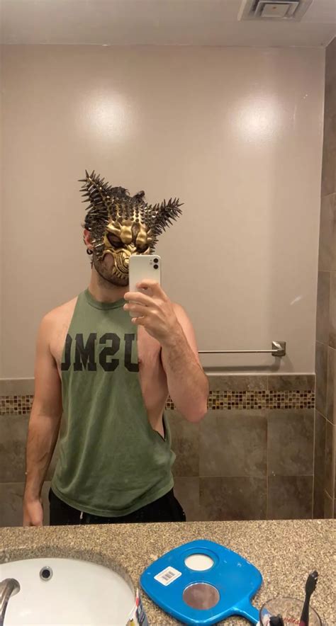 This VIP Ask You To Go The Other Room With Him Do You Go Nudes NSFW GAY NUDE PICS ORG