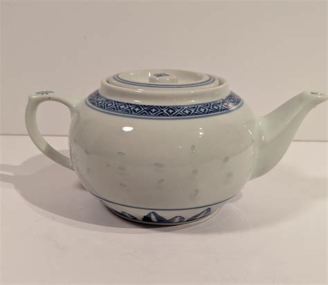 Th I Re Grain De Riz Chinoise Jingdezhen Blanc Et Bleu En Porcelaine