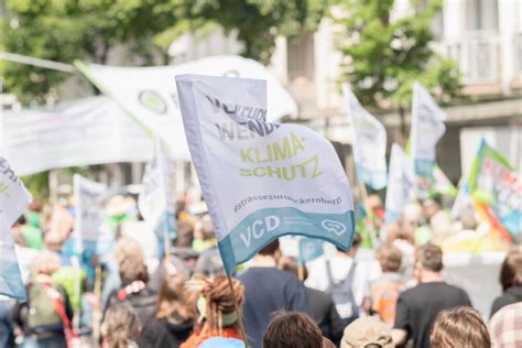 Bundesweiter Klimastreik Wirfahrenzusammen Vcd Vor Ort Mobilit T