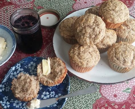 Banana Oat Bran Muffins