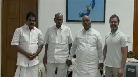 Sharad Pawar Meets Rahul Gandhi Kharge To Unite Oppn For Congress