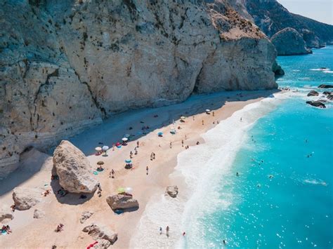 Vista aérea da praia de porto katsiki na ilha de lefkada Foto Premium